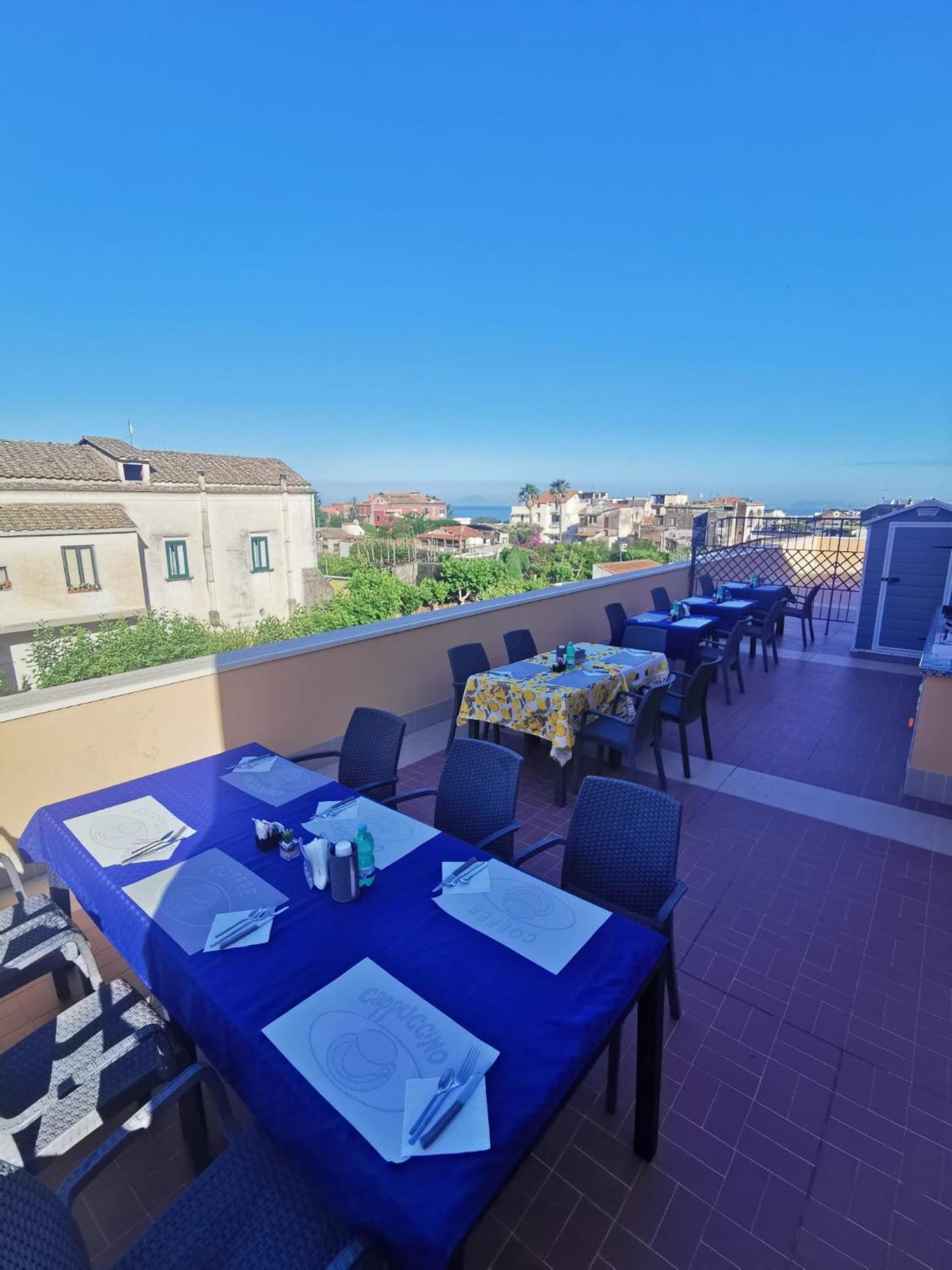 Hotel Sorrento Coast Relais à Meta Extérieur photo