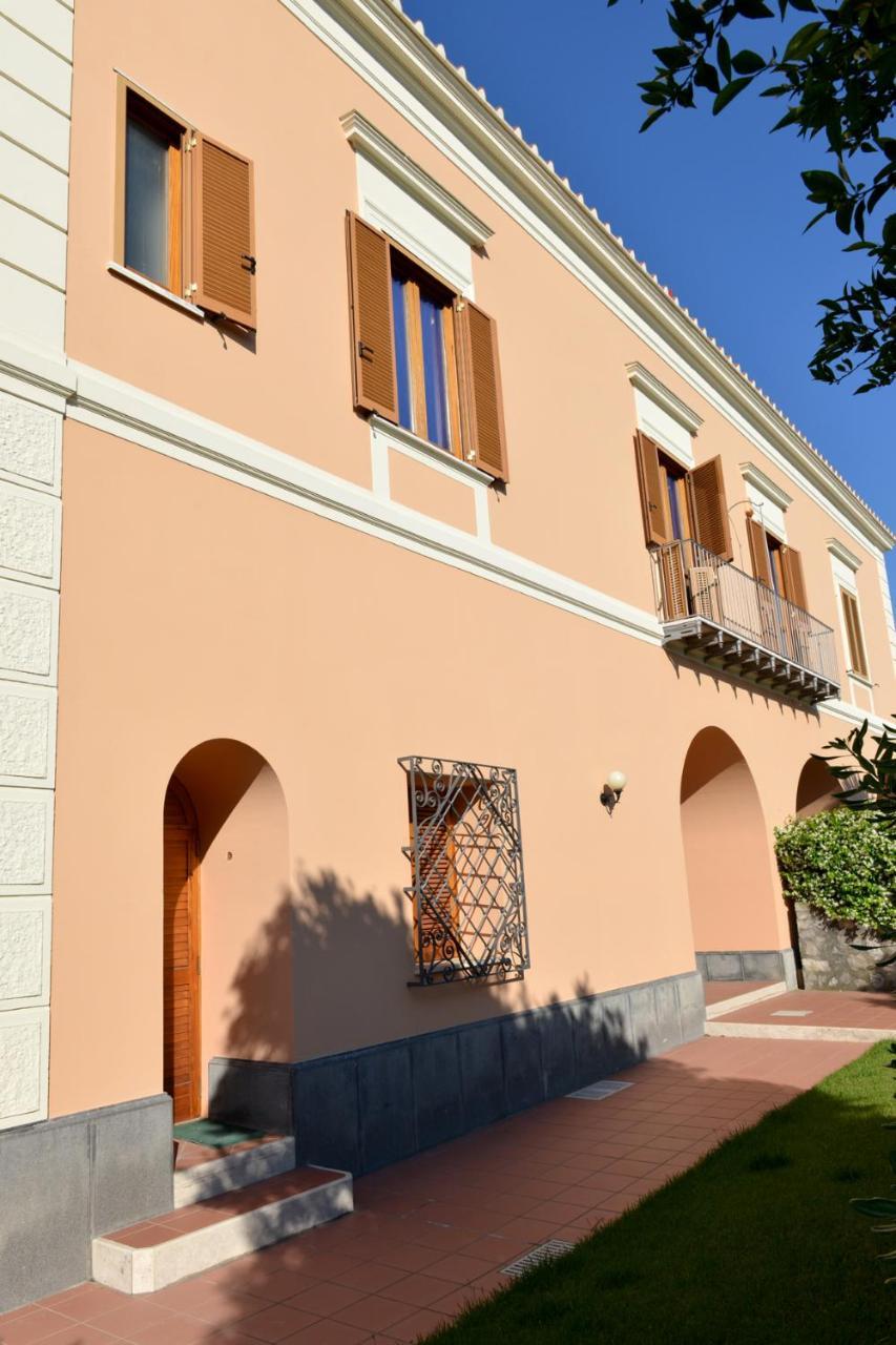 Hotel Sorrento Coast Relais à Meta Extérieur photo